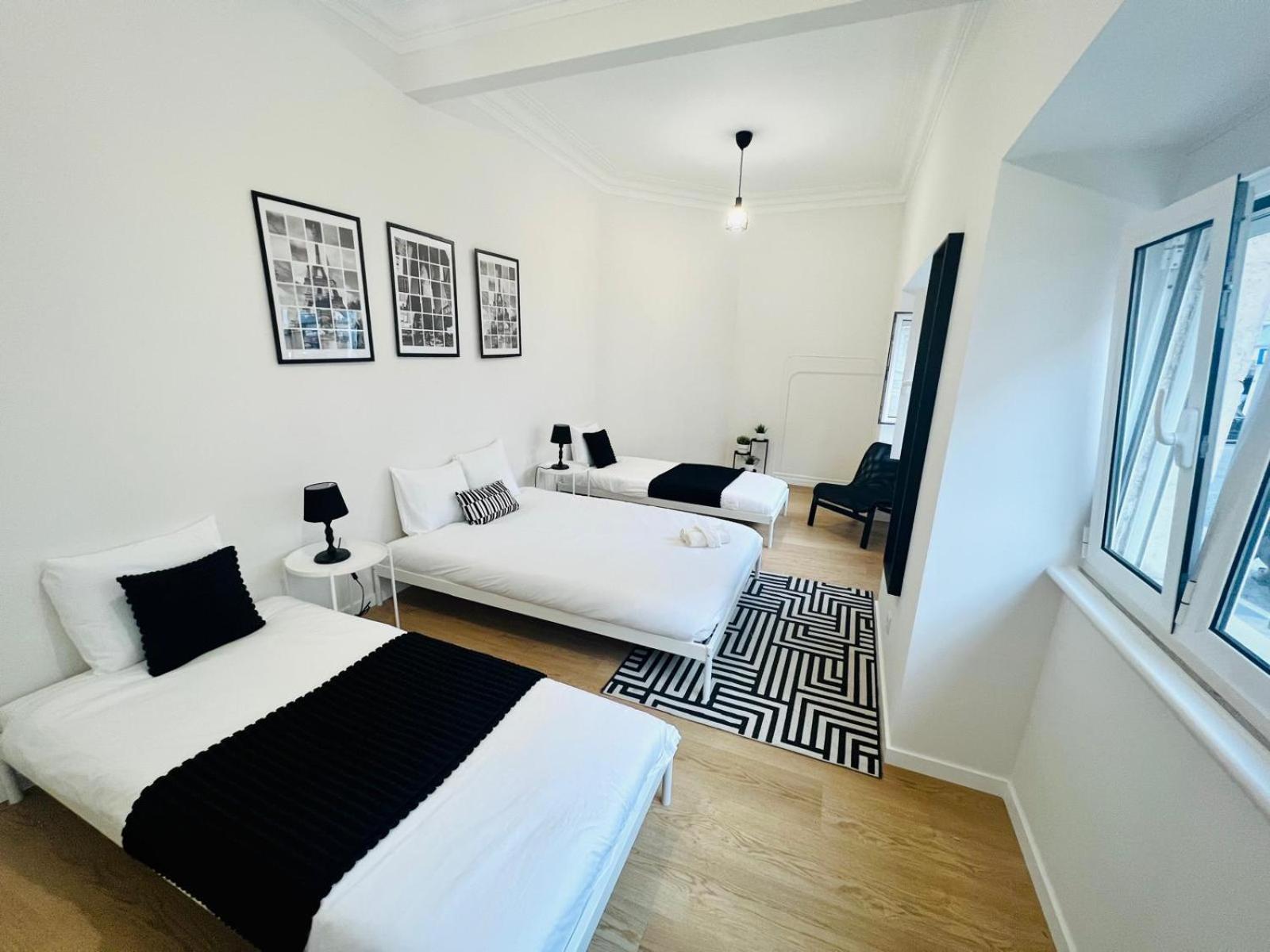 Luxury Rooms, Location For Tourists